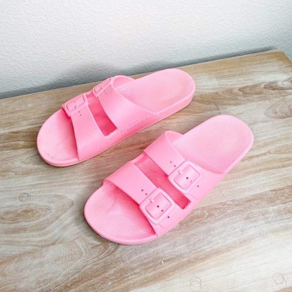 Freedom MOSES hot pink Strappy plastic slides size 40/41 - Picture 2 of 11